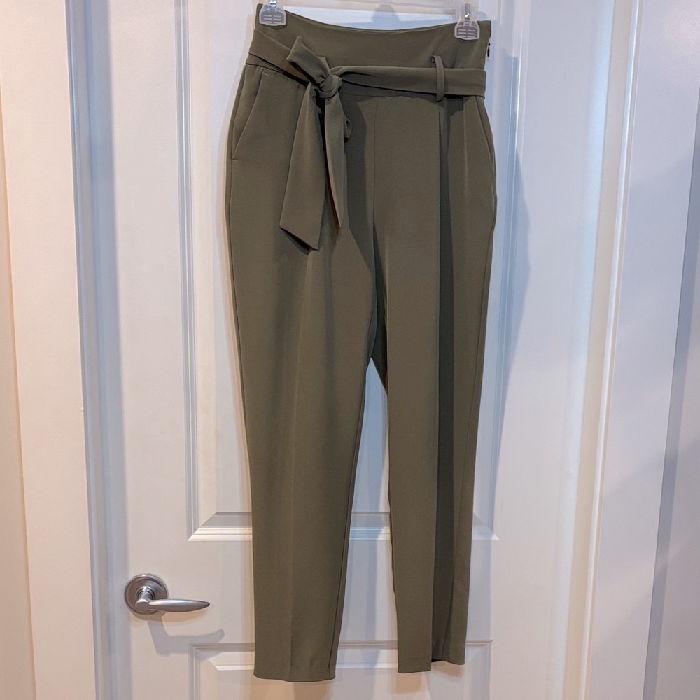 Size 0 Olive Green Women's Tie-Waist cropped Pants